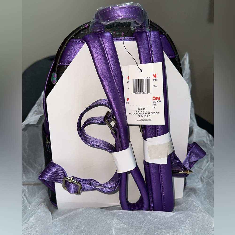 NWT Disney Parks Loungefly Hocus Pocus Mini Backpack Disney  💜🖤🧡  FLASH SALE - Picture 2 of 10